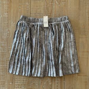 GAP Kids Silver Pleated Skirt size 12 XL